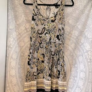 Paisley dress with drawstring and keyhole back